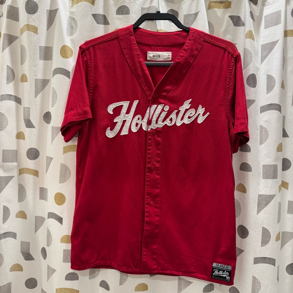 Hollister Men's Deep Red Jersey Shirt